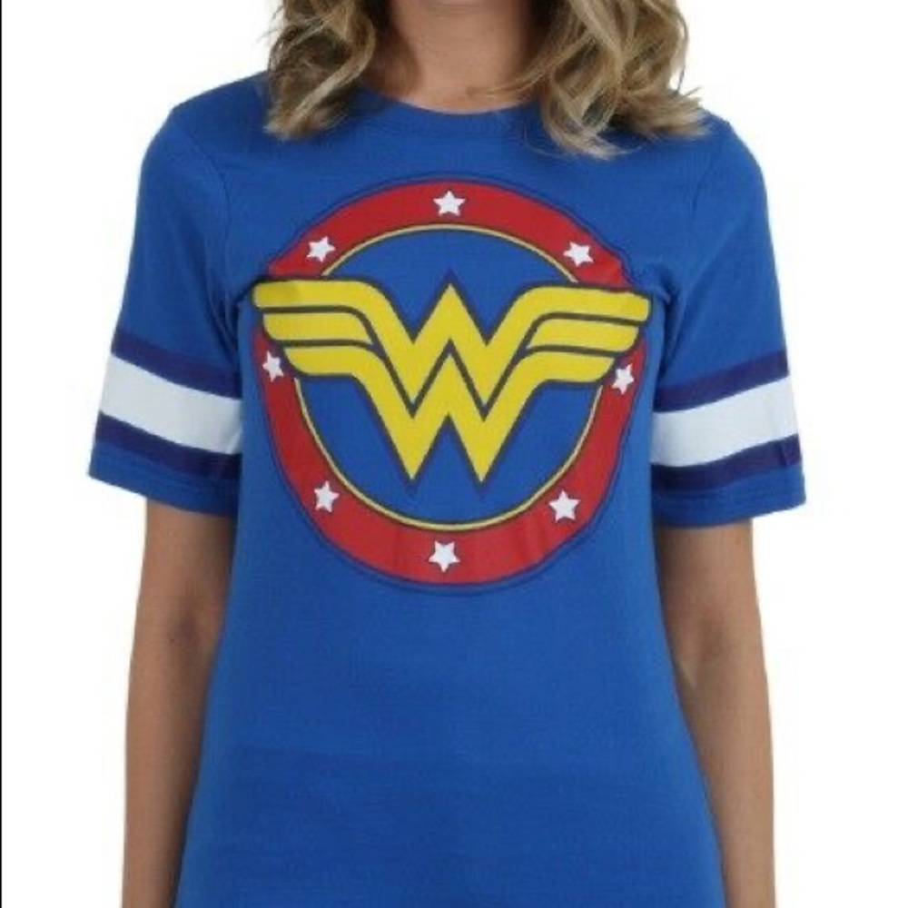 NWT DC Originals Wonder Woman tshirt